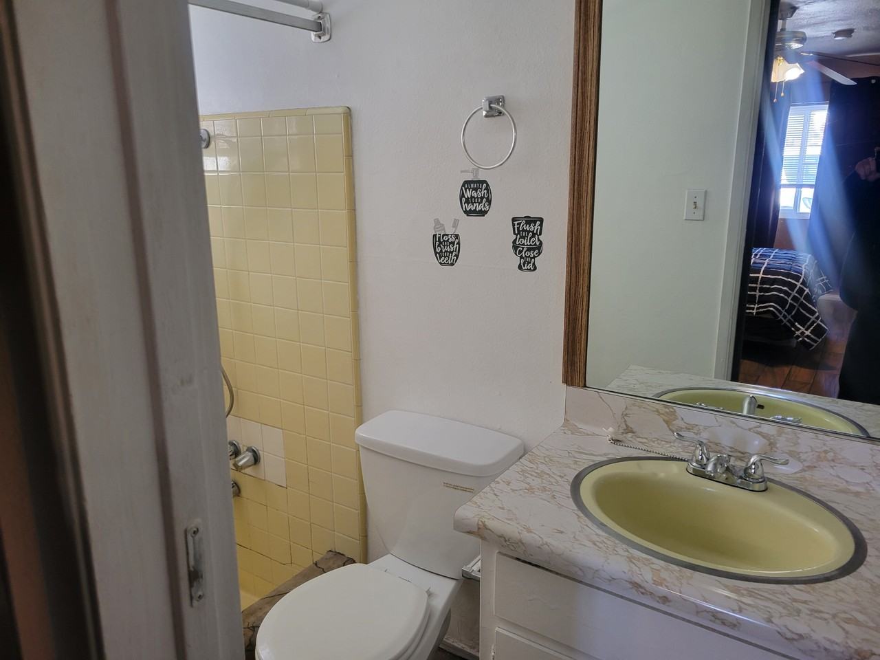 1229 Madison Ave - Photo 4 of 6