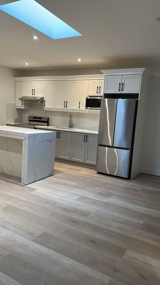 College St & Henry St - Photo 6 of 16