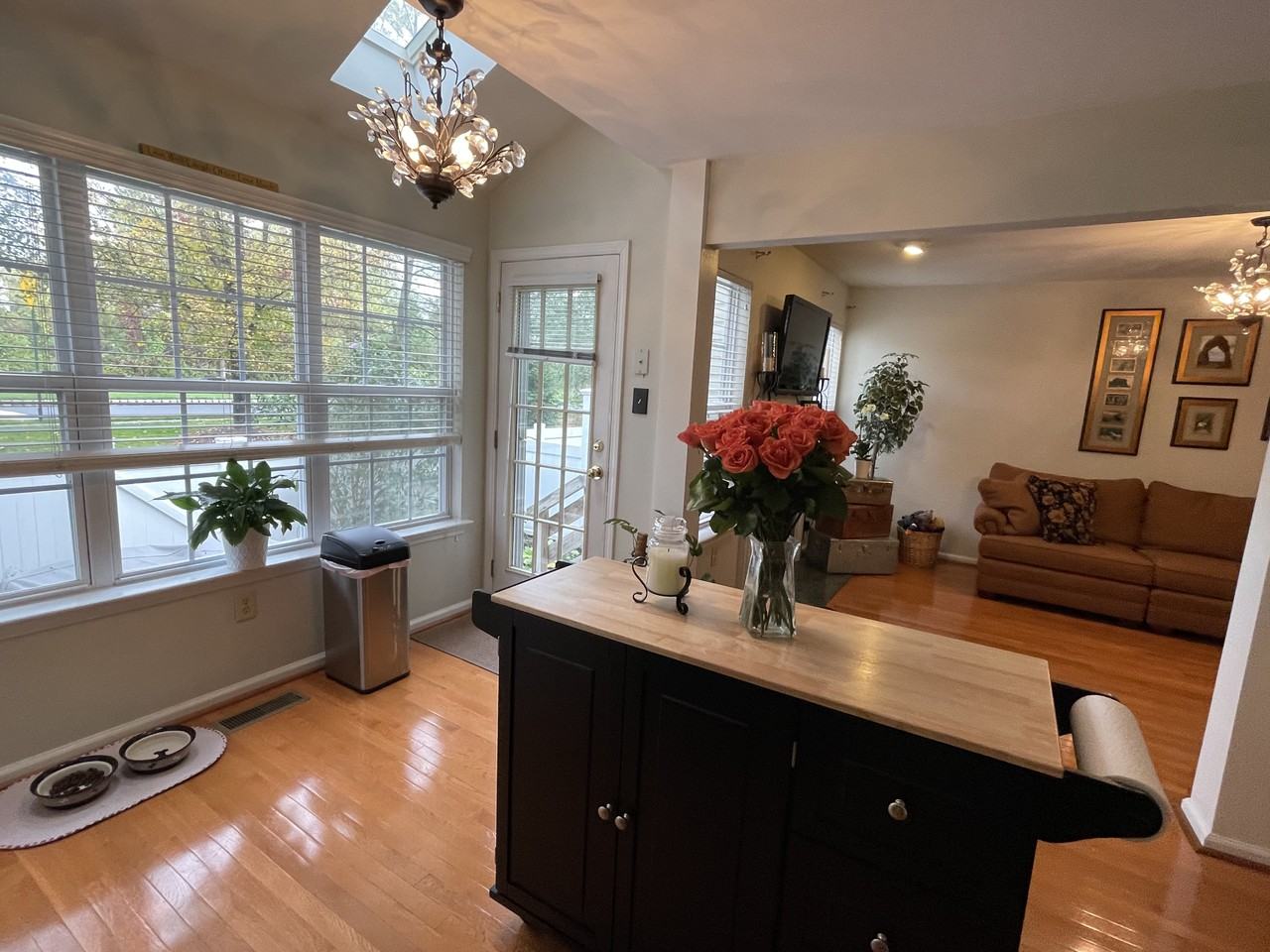 409 Greenwich Ct - Photo 7 of 41