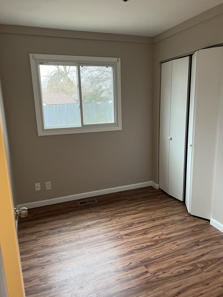 4 Squire Ct #NA - Photo 6 of 9