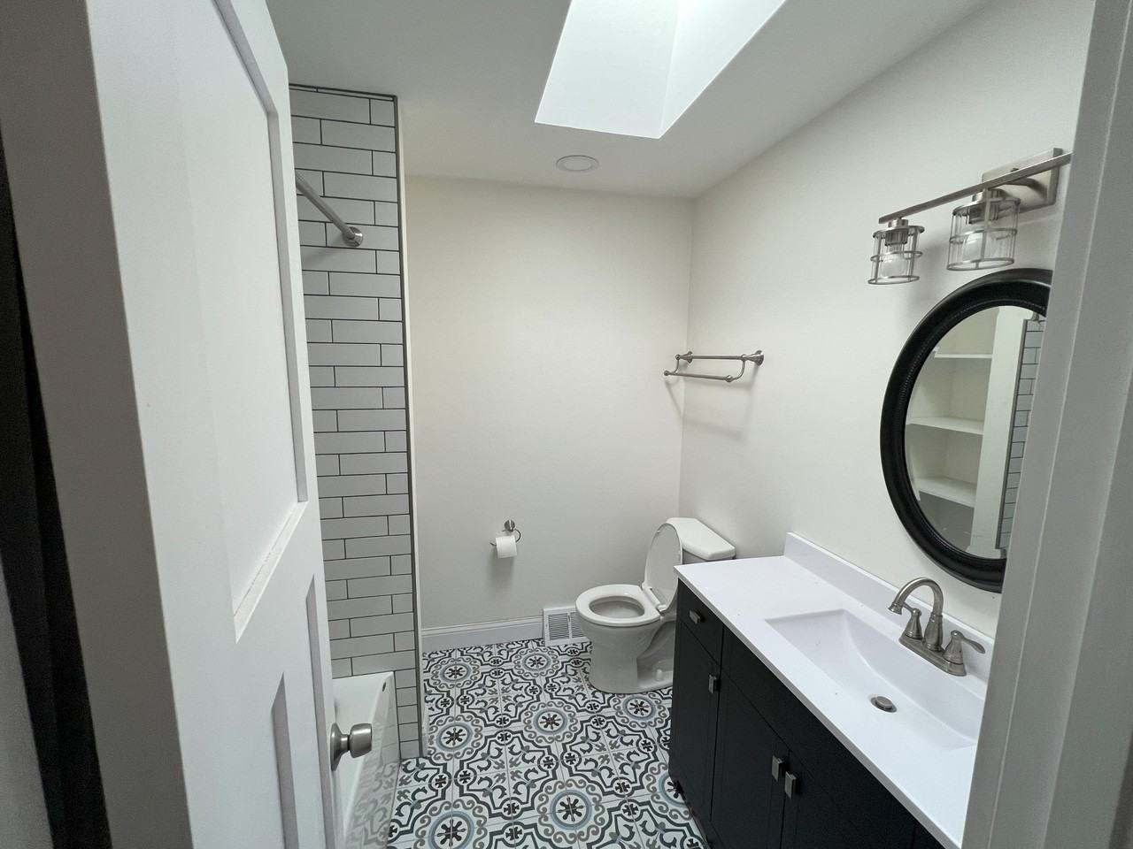 1004 E Sunnycrest Dr #NA - Photo 4 of 11