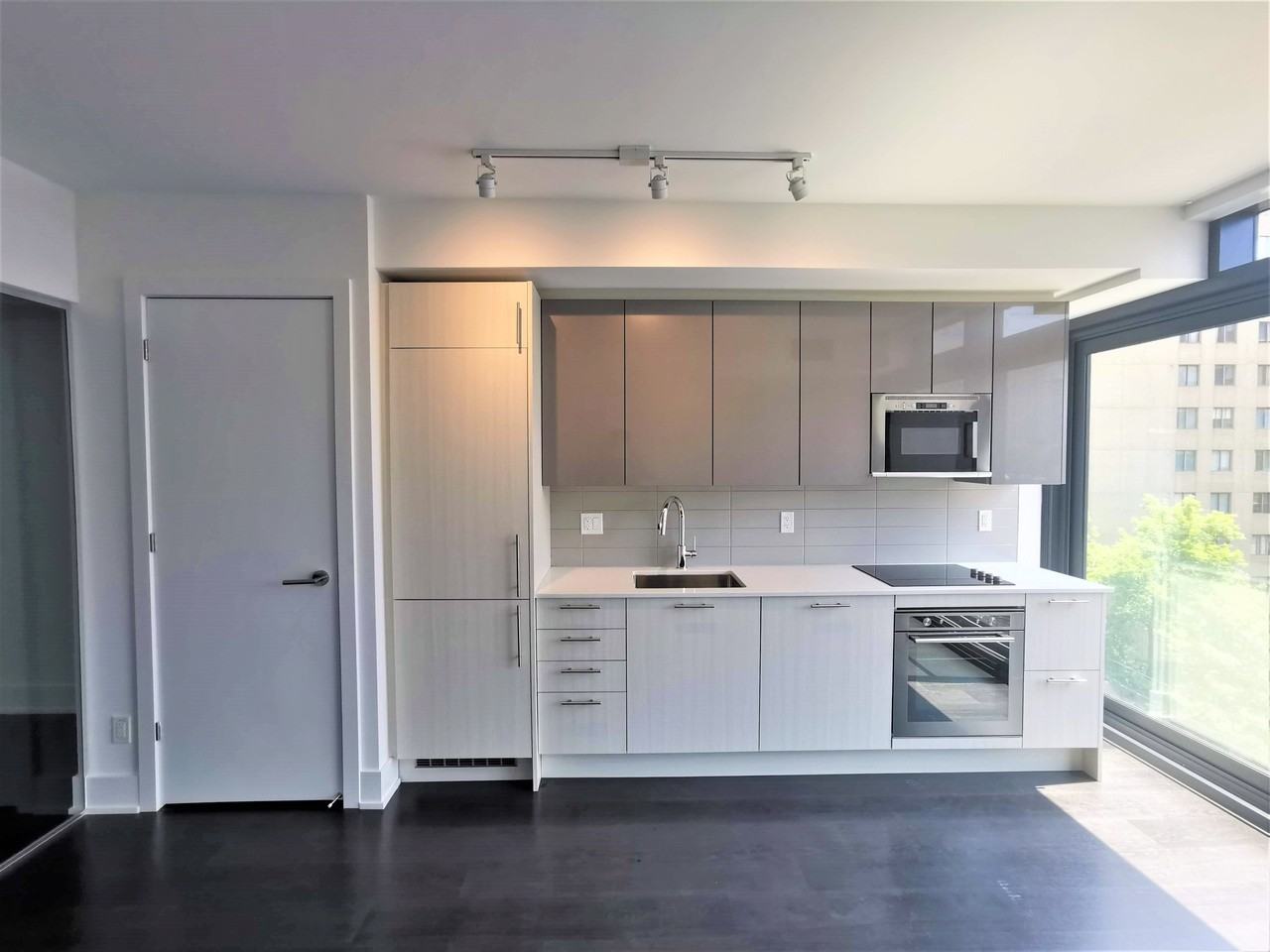 403 Church Street - Photo 2 of 21