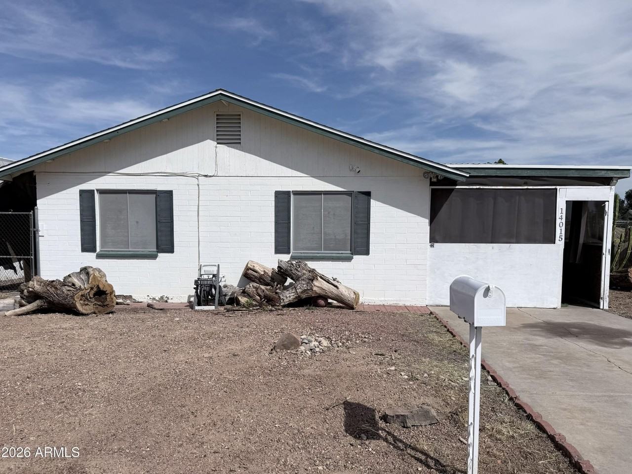 14015 N 61st Ave - Photo 2 of 46