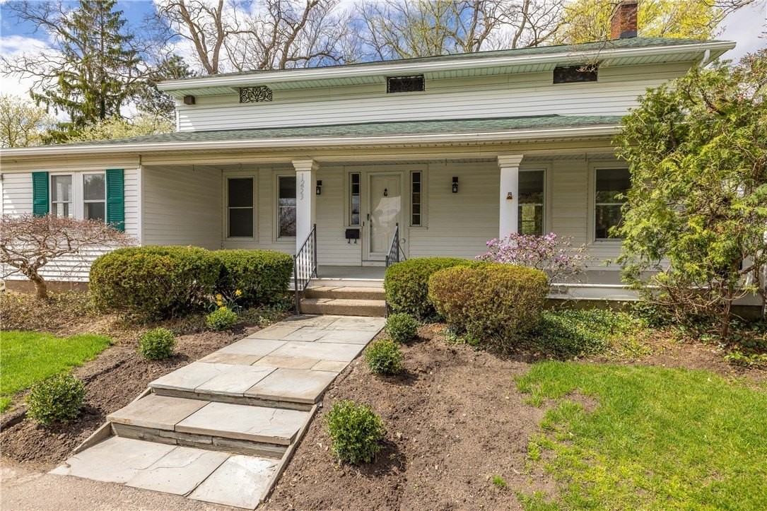 1253 Fairport Rd - Photo 5 of 47