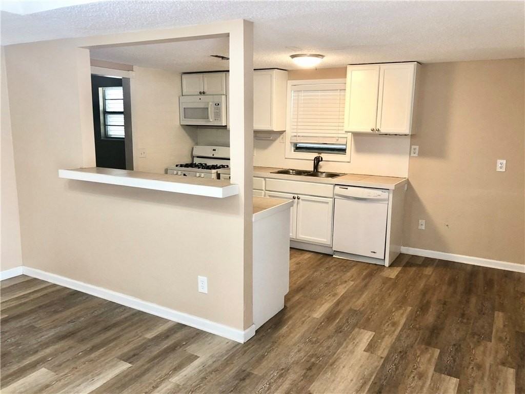 2314 Ollie St - Photo 3 of 18