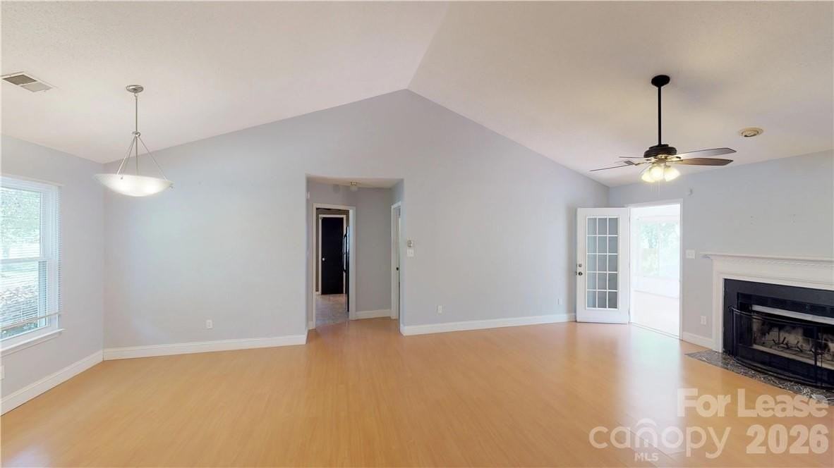 13906 Glendevon Ct - Photo 7 of 36