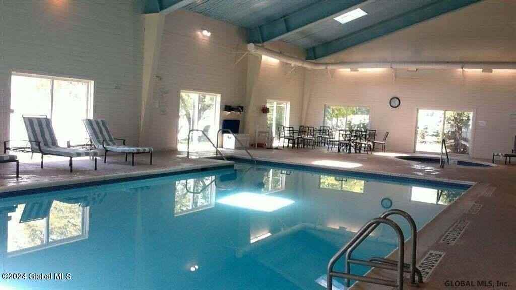 158 Kaydeross Park Rd - Photo 5 of 46