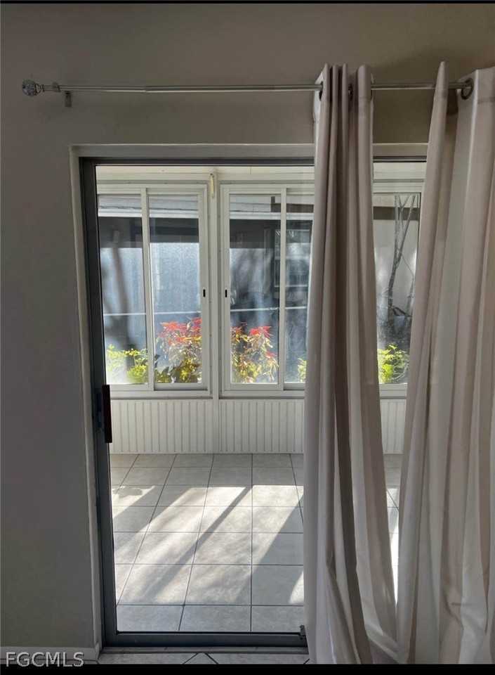 3401 New South Province Blvd Apt 2 - Photo 3 of 21