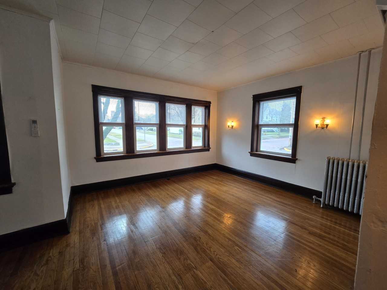 520 State St Apt C - Photo 5 of 20