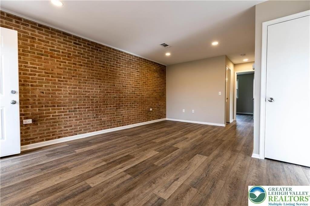 4074 Winfield Ter - Photo 4 of 21