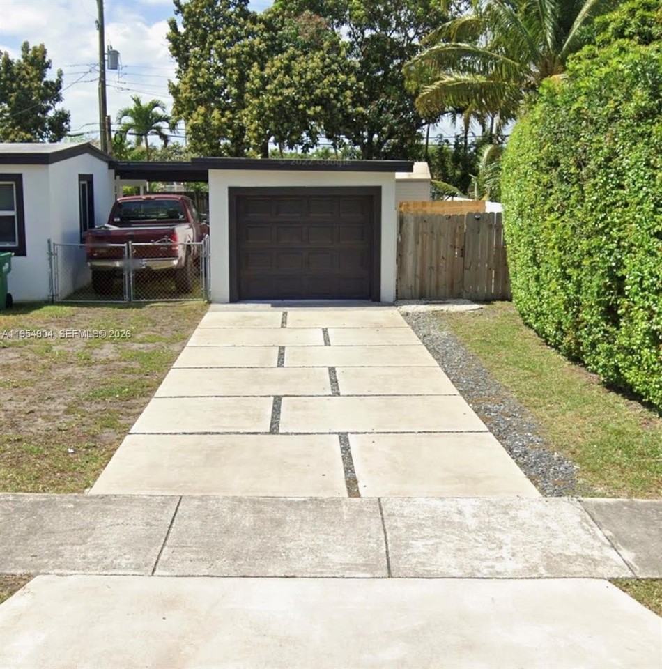 4910 Sw 98th Avenue Rd #A - Photo 2 of 8