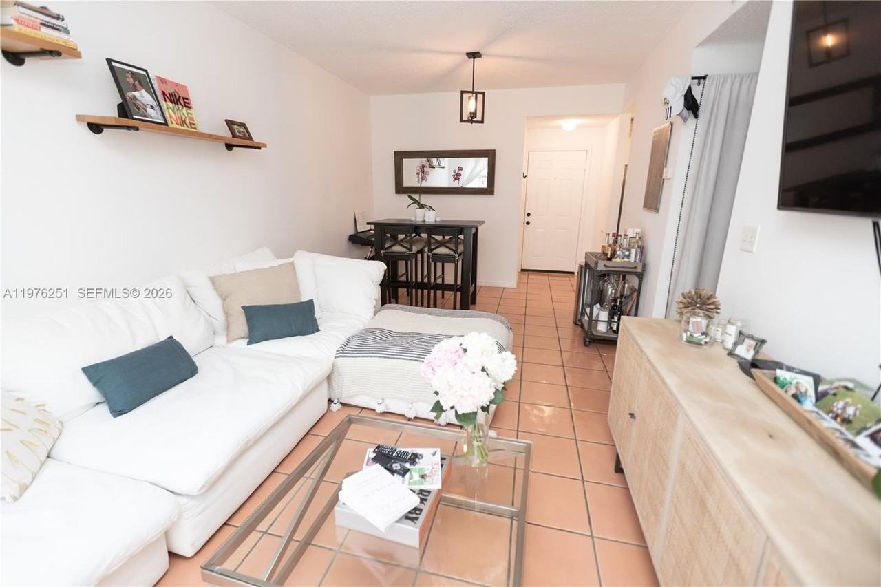 3007 Bird Ave #4 - Photo 3 of 13