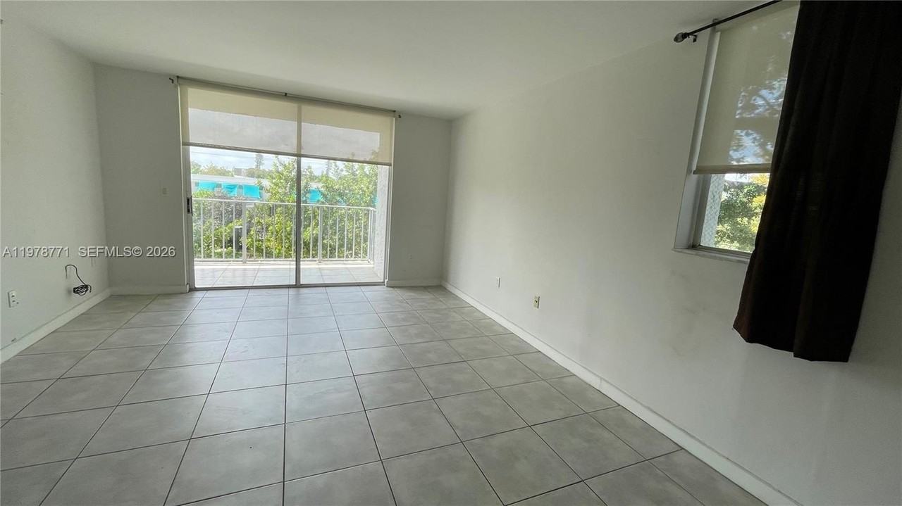 650 Ne 64th St #G309 - Photo 7 of 31