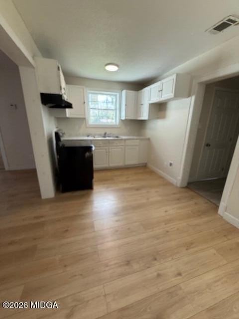 962 Troupe St - Photo 5 of 11