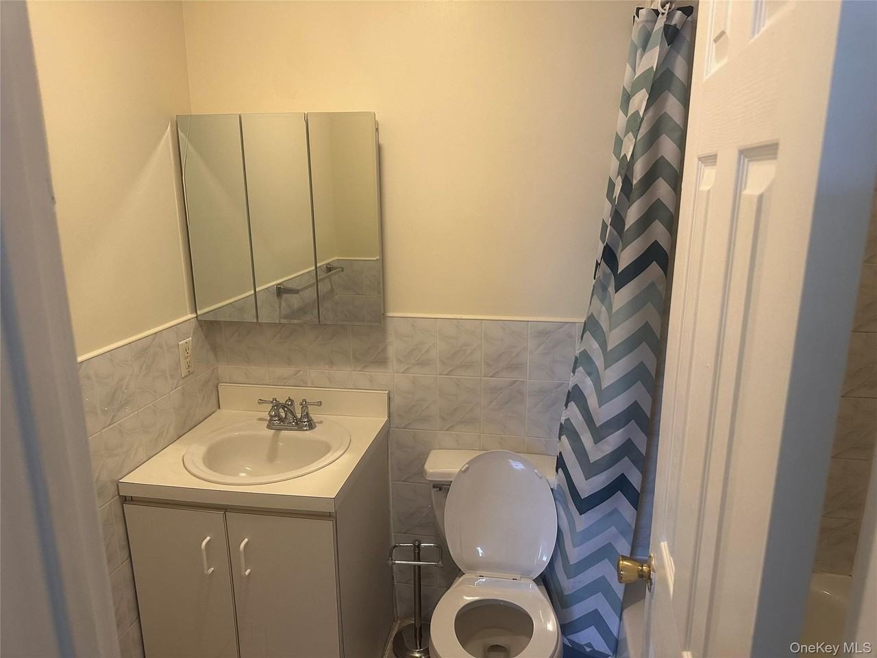 10234 1st St - Photo 5 of 15