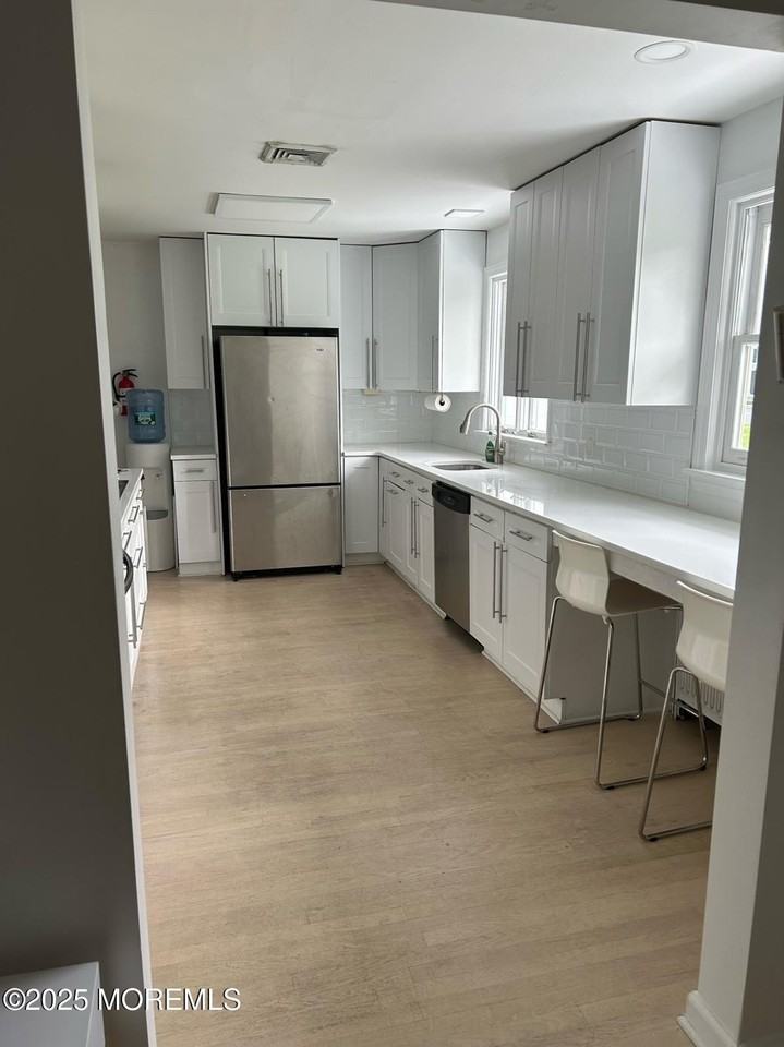 17 Palmer Ave - Photo 5 of 16