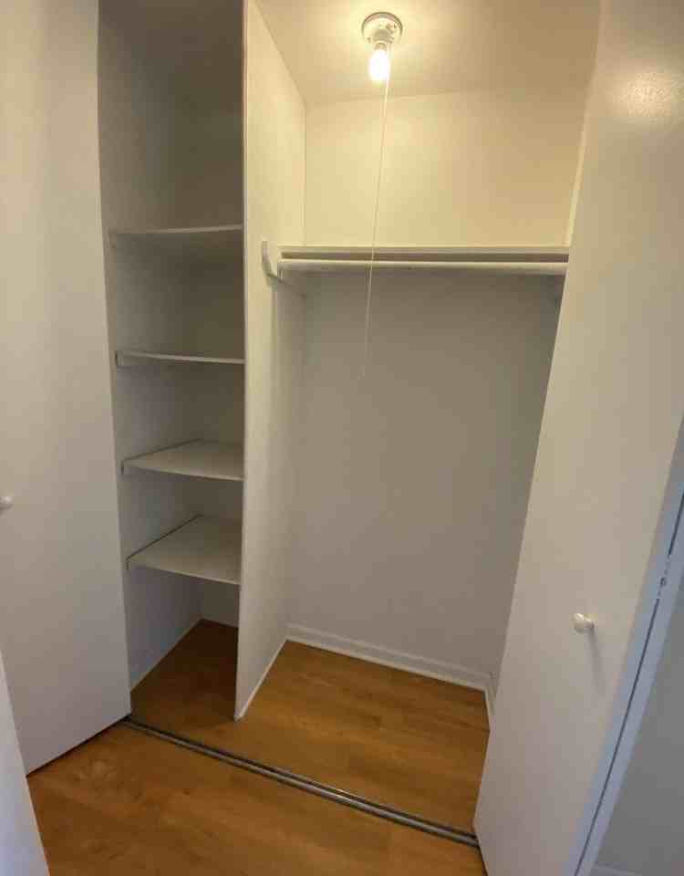 1636 N Wells St Apt 602 - Photo 4 of 11