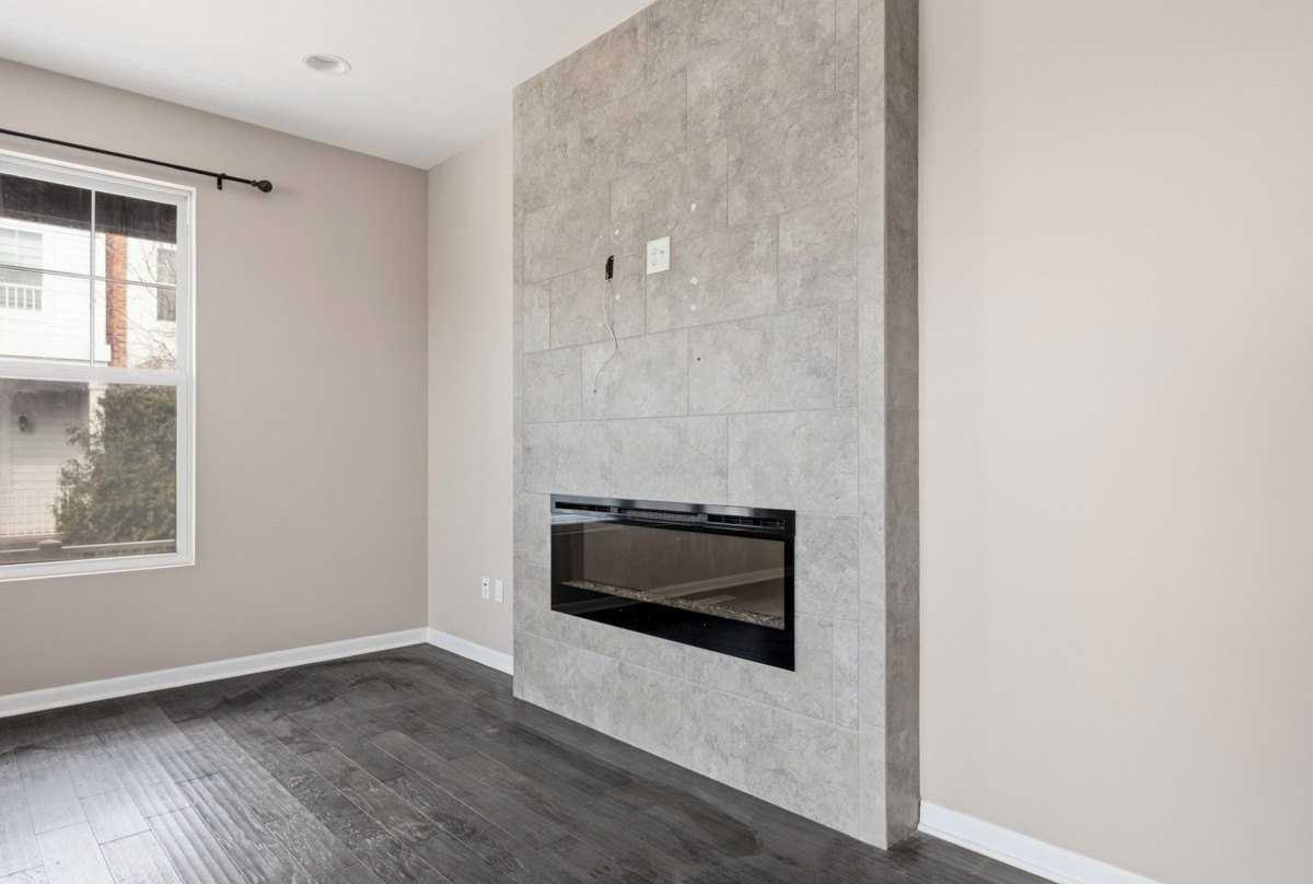 901 Times Square Dr - Photo 6 of 28