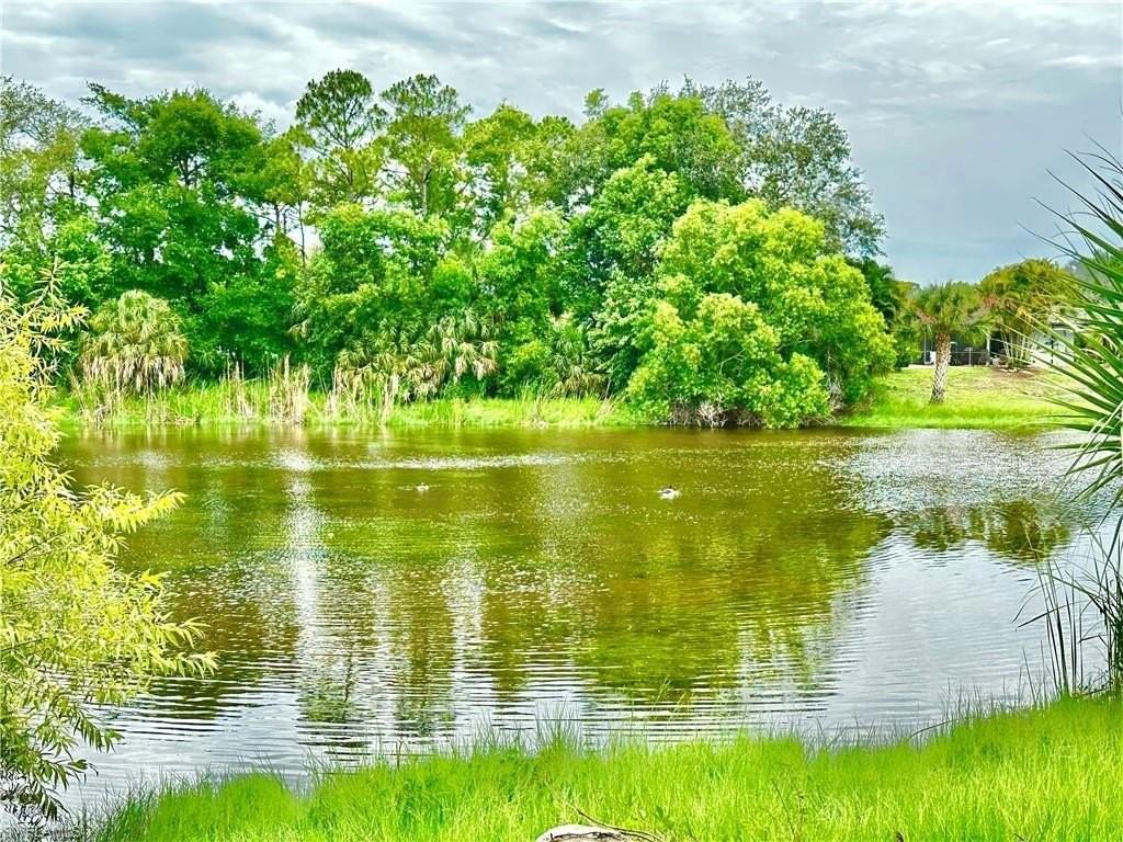 11791 Bradley Ct - Photo 2 of 32