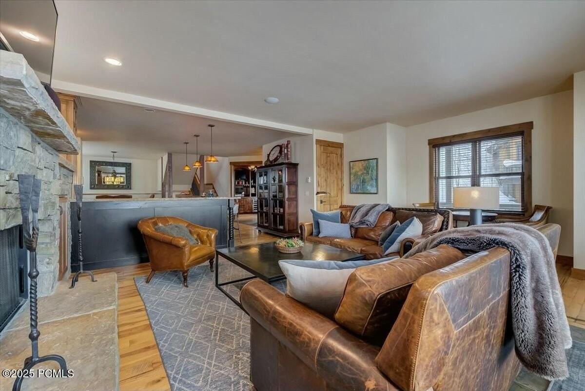 85 King Rd - Photo 6 of 50