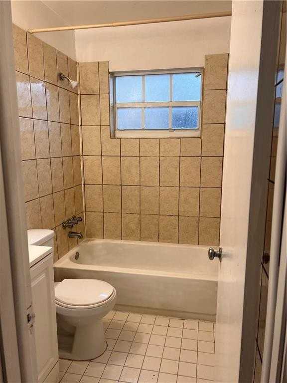 5201 Sw 19th St - Photo 7 of 12