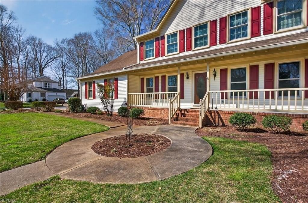 2721 Elson Green Ave - Photo 4 of 50