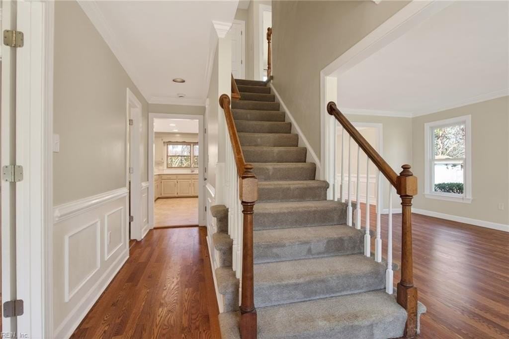 2721 Elson Green Ave - Photo 6 of 50