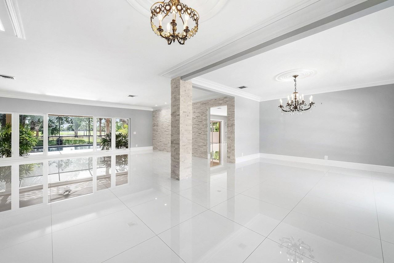 417 N Country Club Dr - Photo 6 of 50