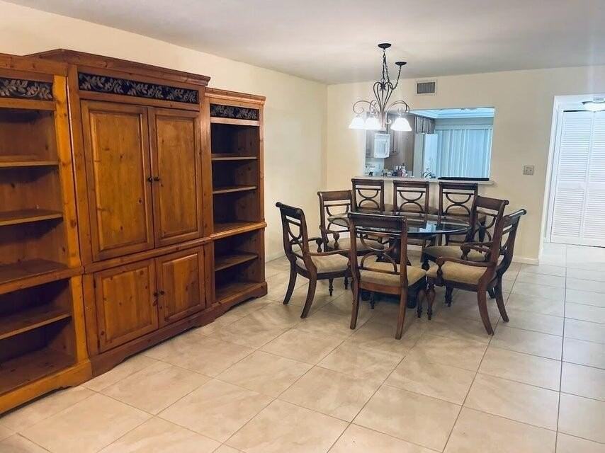 9440 Meadowood Dr #102 - Photo 6 of 18