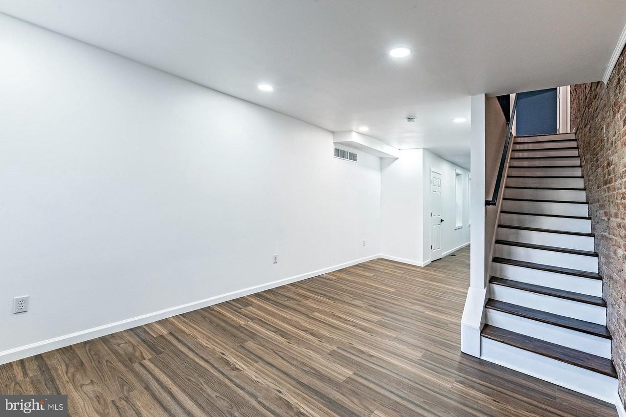 326 Cedar St - Photo 3 of 19