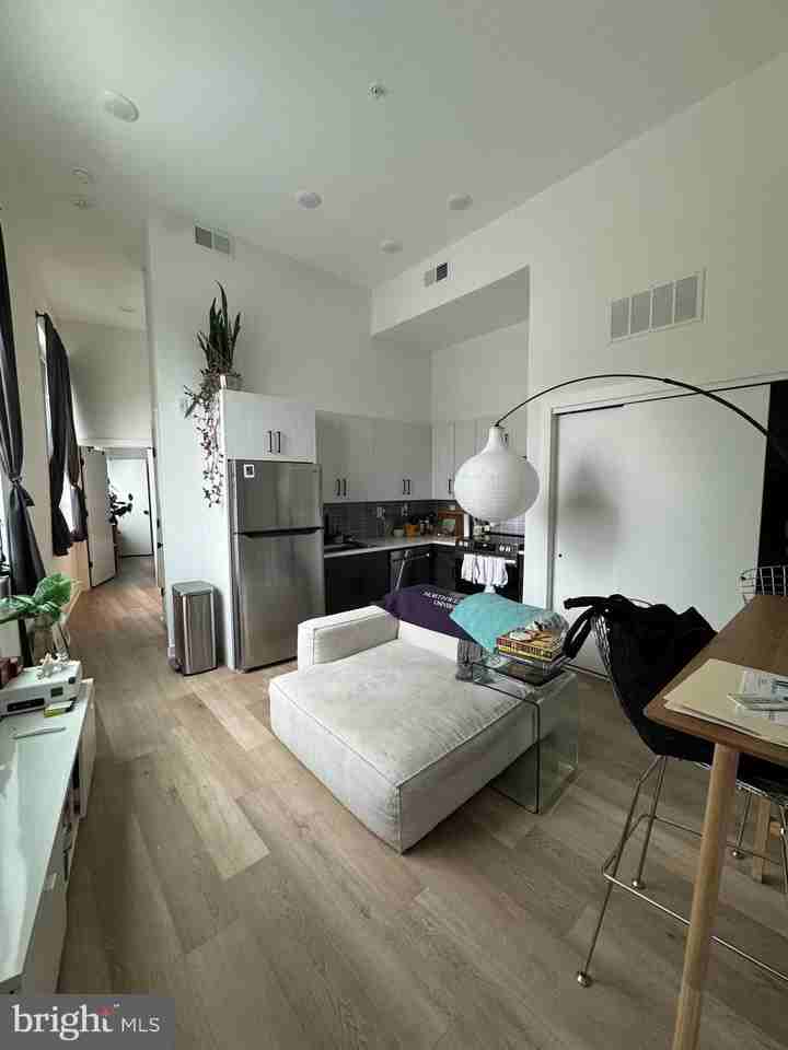 1828 Frankford Ave #101 - Photo 3 of 18