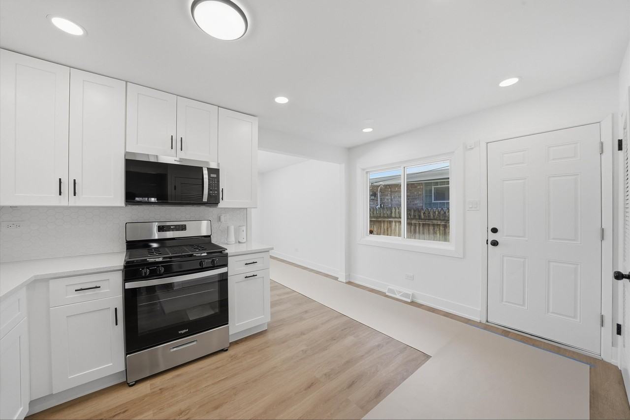 5220 State Rd - Photo 5 of 13