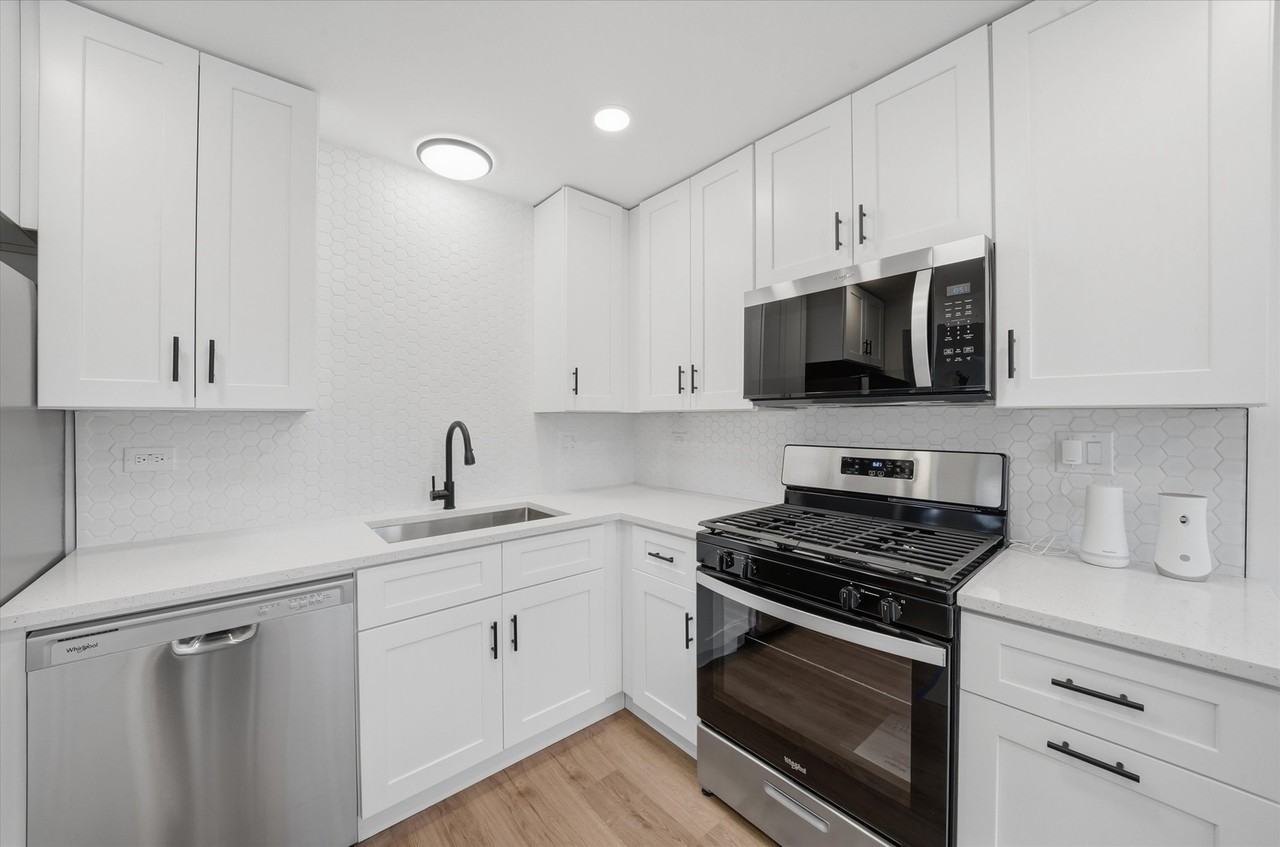 5220 State Rd - Photo 7 of 13