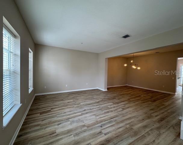 916 Greenlawn St - Photo 2 of 31