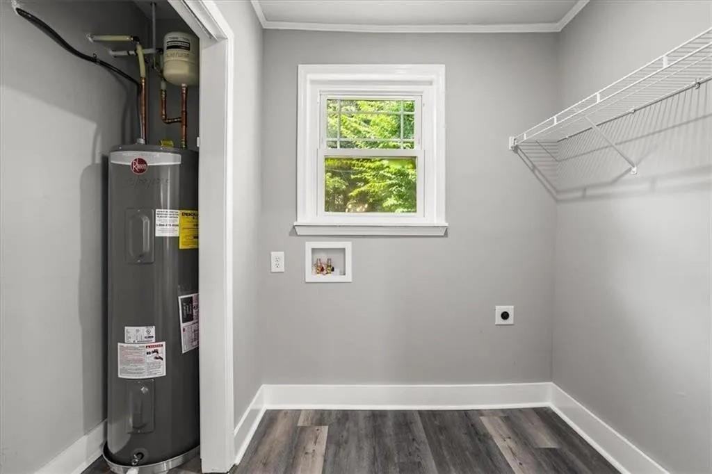 724 Cowan Rd Se - Photo 6 of 15