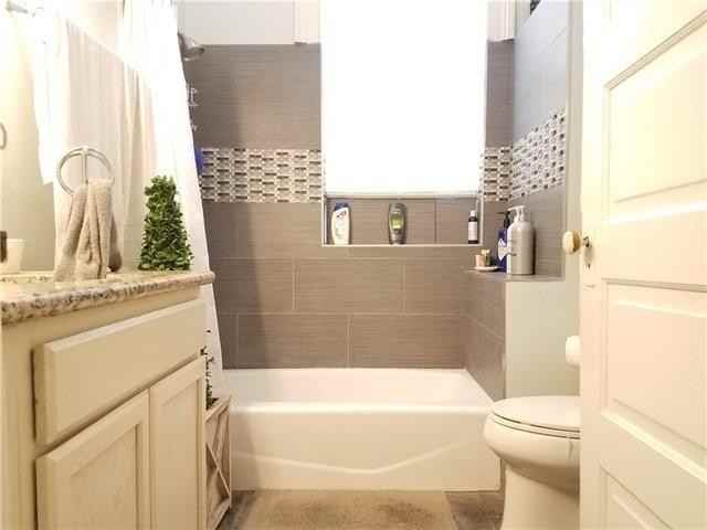 1838 Dante St - Photo 6 of 10