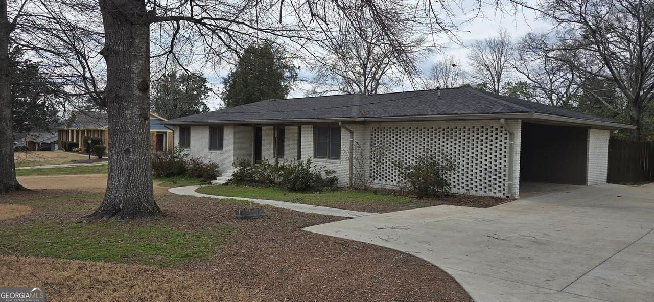 5189 Forest Dr Se - Photo 2 of 35