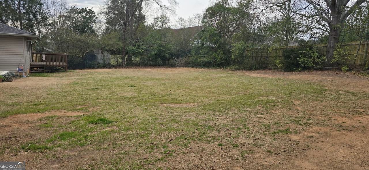 5189 Forest Dr Se - Photo 6 of 35