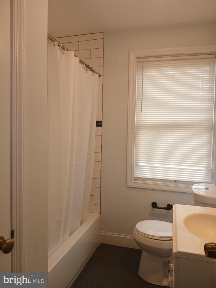 2707 Edison Hwy - Photo 4 of 23