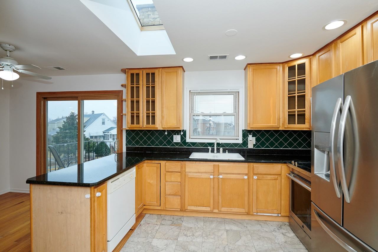 6780 W Forest Preserve Dr ##2 - Photo 6 of 29