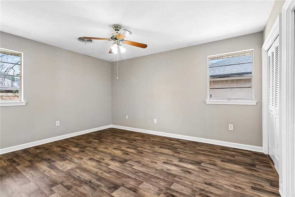 620 Dale Dr - Photo 5 of 12