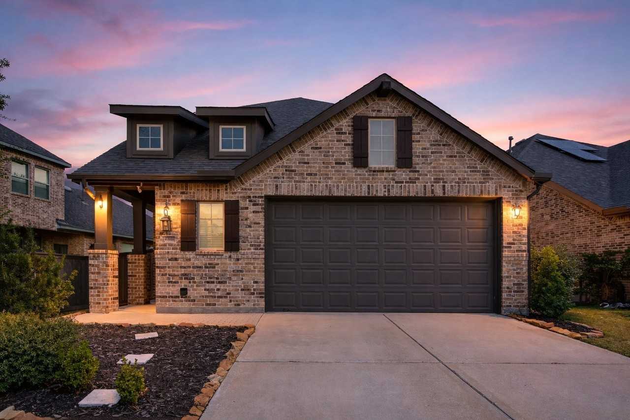 15006 Eves Necklace Ct - Photo 2 of 45