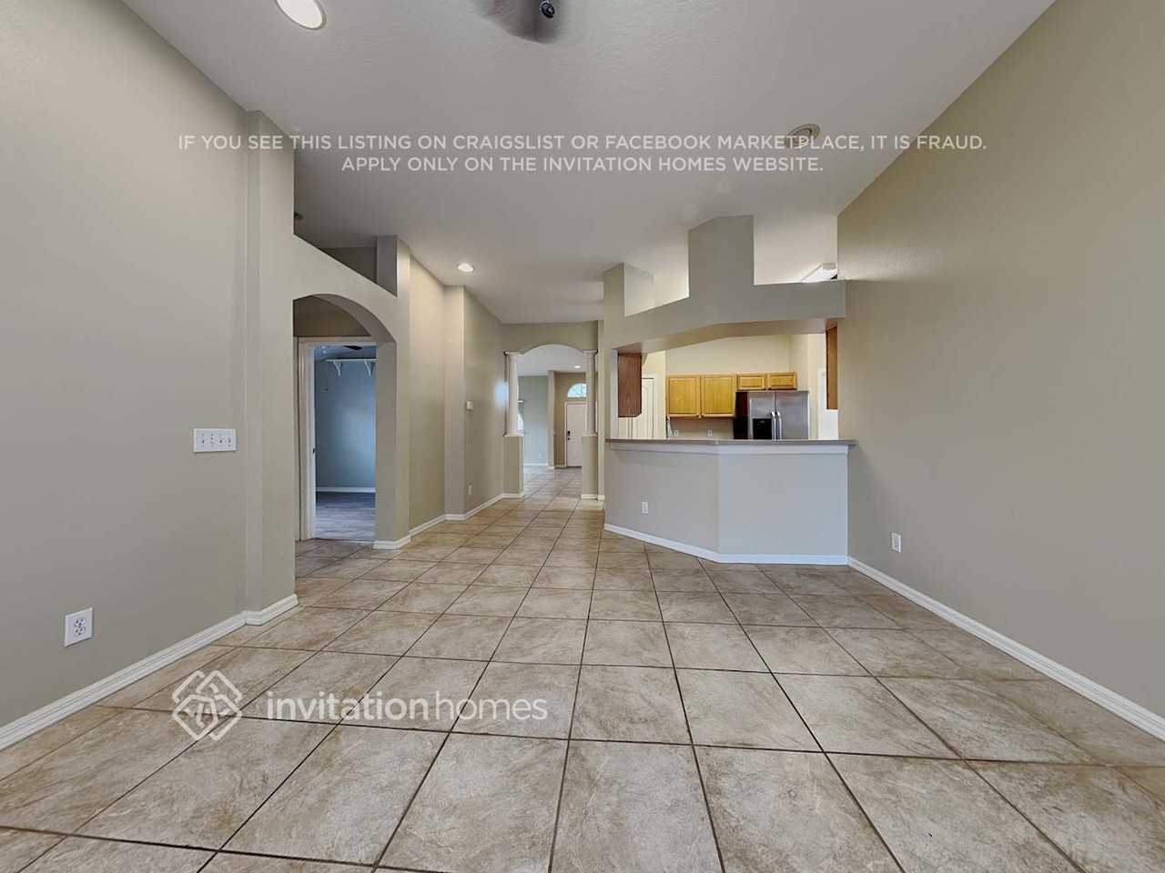 4509 Lace Cascade Ct - Photo 3 of 19