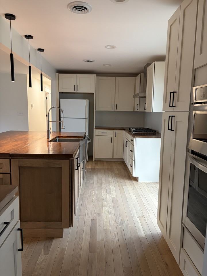 7226 Thomas Ave S #1 - Photo 2 of 10