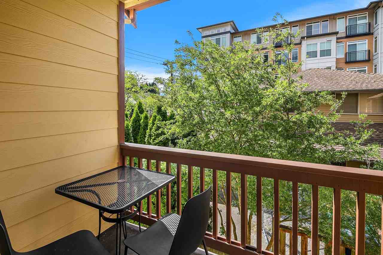 Tudor Manor Apartments – Smart Living in the Heart of Redmond - Photo 5 of 7