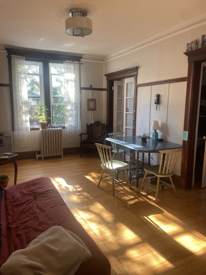 1090 Avenue Laurier Ouest #10 - Photo 7 of 13