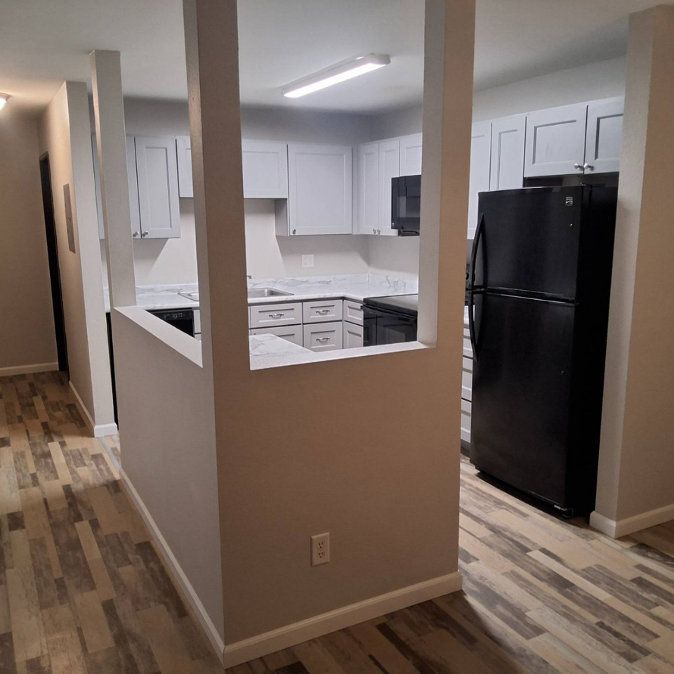 2014 10th Ave E - Photo 4 of 8