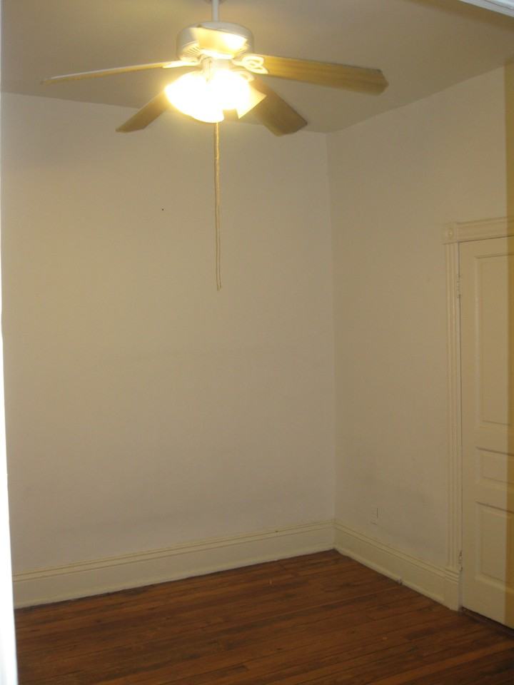 69 N Street Northwest - Photo 5 of 11