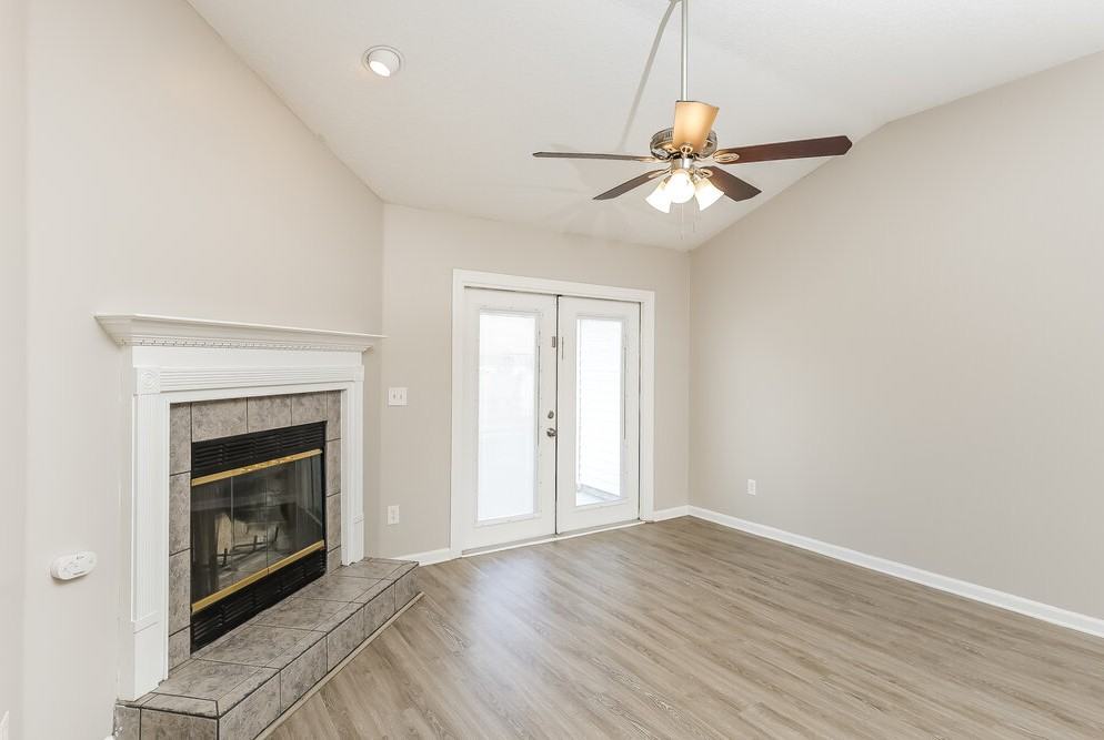 7941 Collins Bay Ct - Photo 3 of 16