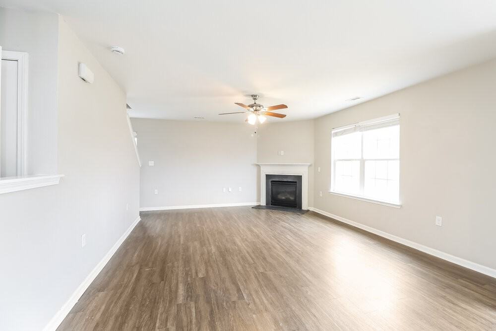 2836 Westbury Ct - Photo 5 of 17